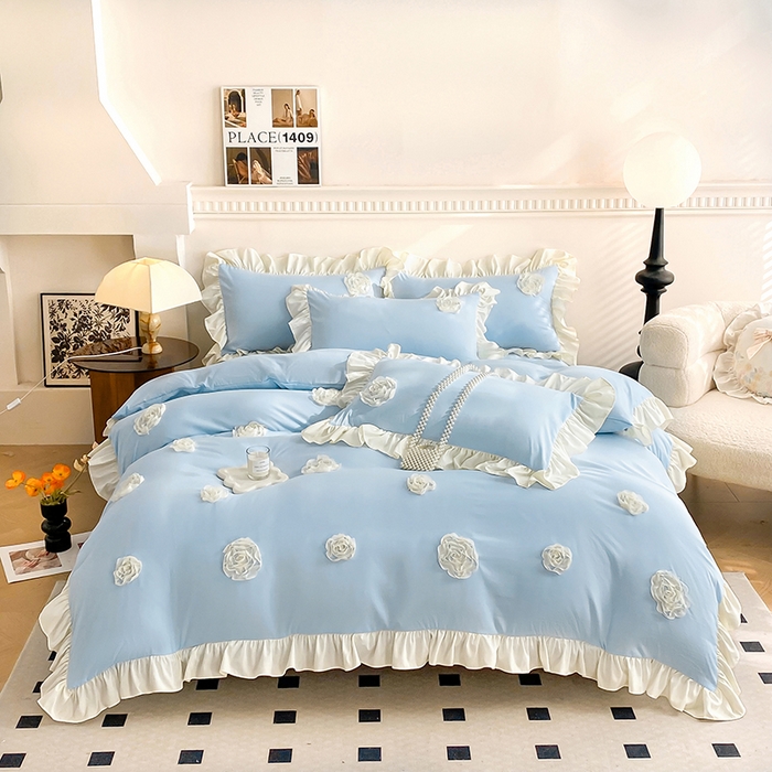 91家纺网 家纺一手货源 找家纺 水洗亲肤棉立体刺绣四件套公主风四件套 百花齐放-蓝