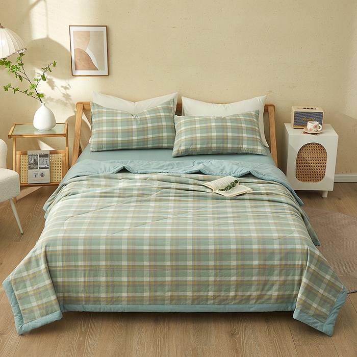 91家纺网 家纺一手货源 找家纺 暖阳 2025新款全棉色织棉花夏被 简兮绿