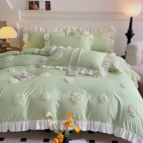 91家纺网 家纺一手货源 找家纺 水洗亲肤棉立体刺绣四件套公主风四件套 百花齐放-浅绿