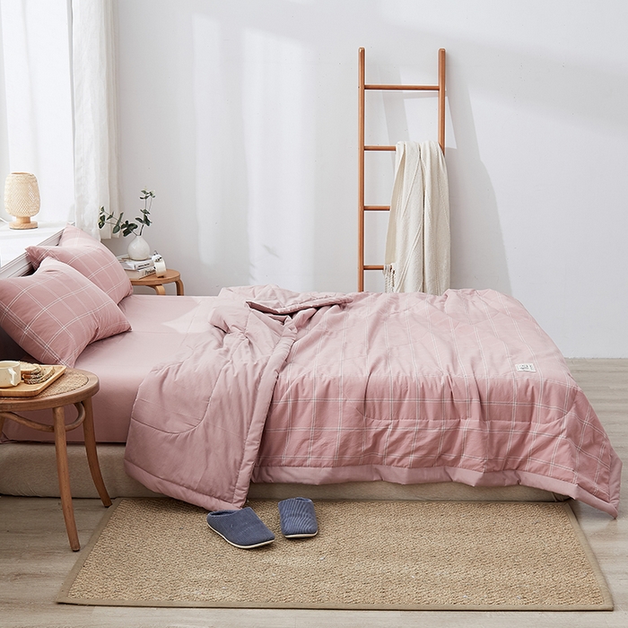 91家纺网 家纺一手货源 找家纺 暖阳 2025新款全棉色织棉花夏被 浅柔