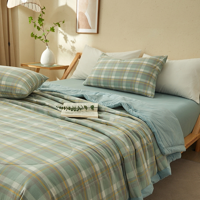 91家纺网 家纺一手货源 找家纺 暖阳 2025新款全棉色织棉花夏被 简兮绿