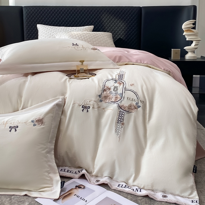 91家纺网 家纺一手货源 找家纺 棠颂 2025春夏全棉高奢优雅刺绣四件套--熙里（礼盒包装） 熙里-奶昔白