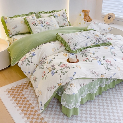 2024直播爆款泡泡棉床盖款四件套双层蕾丝花边夹棉床裙款三件套 爱意浓