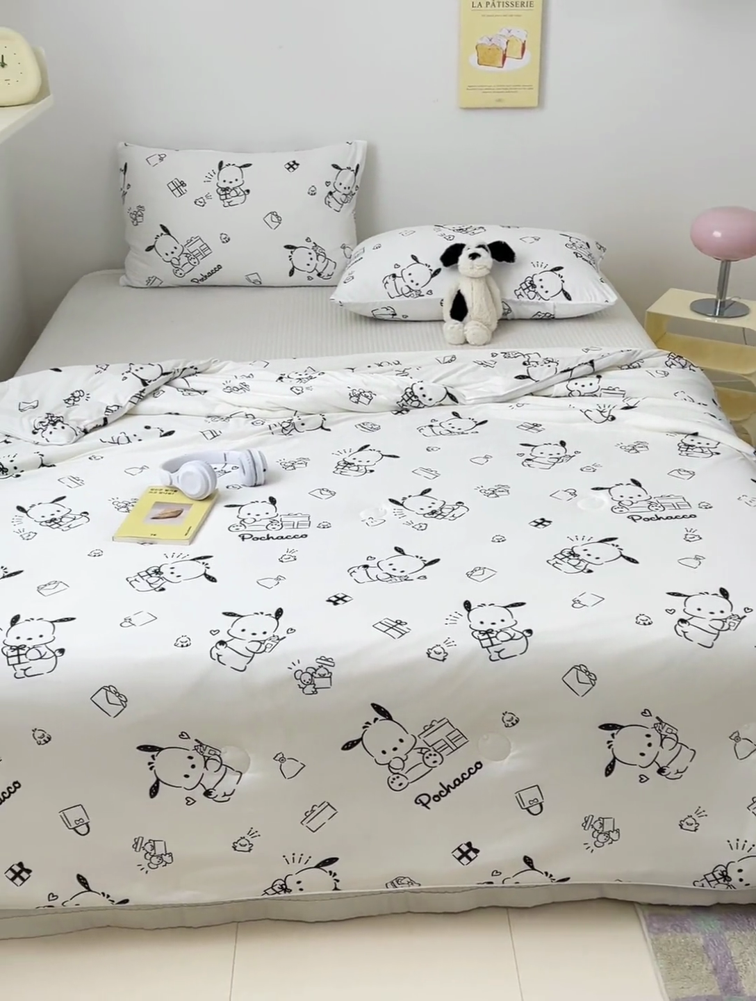 91家纺网 家纺一手货源 找家纺 木堇家居 2024新款三丽欧A类针织棉10%大豆纤维嵌绳款夏被 黑白帕恰狗