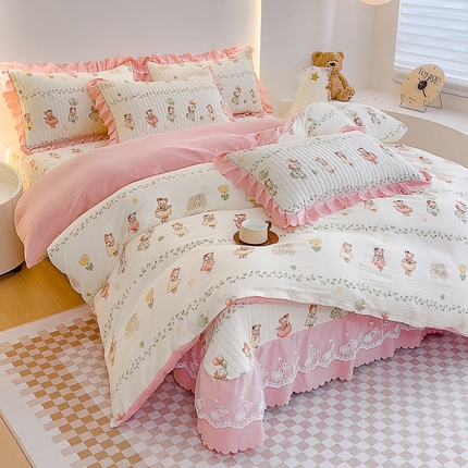 2024直播爆款泡泡棉床盖款四件套双层蕾丝花边夹棉床裙款三件套 小熊派对