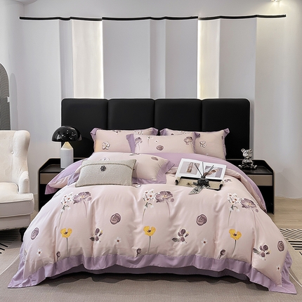 91家纺网 家纺一手货源 找家纺 娇逸家居 2025新款50支莱赛尔数码印花宽边拼角天丝四件套（可搭配同系列夏被和床盖） 花栖子