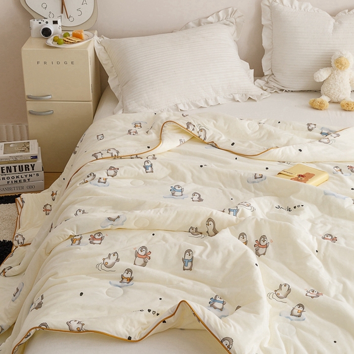 91家纺网 家纺一手货源 找家纺 优被业 2024新款针织棉大豆纤维被 企鹅豆豆