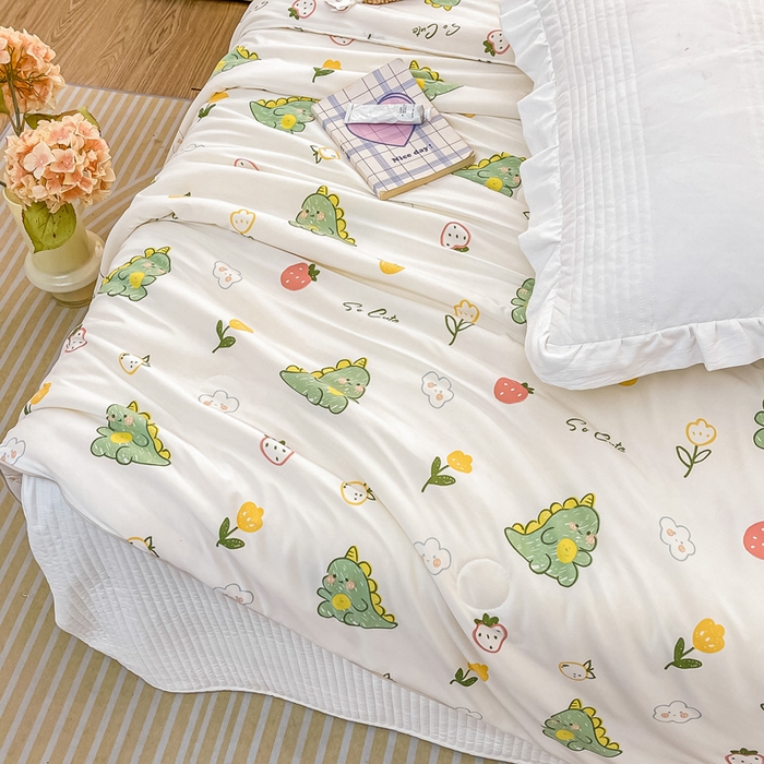 91家纺网 家纺一手货源 找家纺 眠优居 2024新款A类针织棉大豆纤维夏被 草莓恐龙