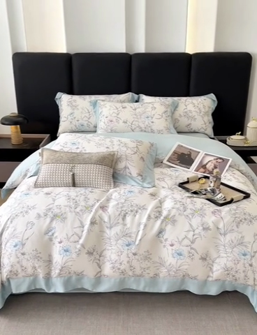91家纺网 家纺一手货源 找家纺 娇逸家居 2025新款50支莱赛尔数码印花宽边拼角天丝四件套（可搭配同系列夏被和床盖） 书瑶