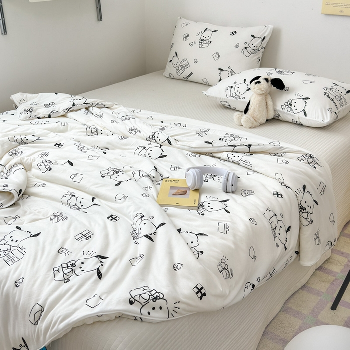 91家纺网 家纺一手货源 找家纺 木堇家居 2024新款三丽欧A类针织棉10%大豆纤维嵌绳款夏被 黑白帕恰狗