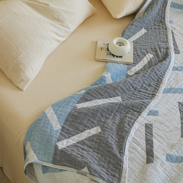 91家纺网 家纺一手货源 找家纺 朴尔 2024新款西部民族风全棉三层纱布毛巾被 杜莎-蓝