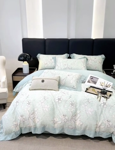 91家纺网 家纺一手货源 找家纺 娇逸家居 2025新款50支莱赛尔数码印花宽边拼角天丝四件套（可搭配同系列夏被和床盖） 多特