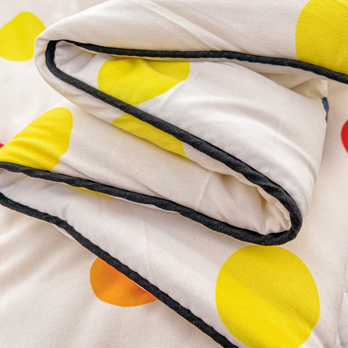 91家纺网 家纺一手货源 找家纺 眠优居 2024新款A类针织棉大豆纤维夏被 多彩波点