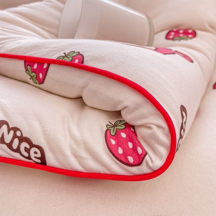 91家纺网 家纺一手货源 找家纺 眠优居 2024新款A类针织棉大豆纤维夏被 莓莓熊