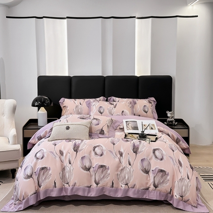 91家纺网 家纺一手货源 找家纺 娇逸家居 2025新款50支莱赛尔数码印花宽边拼角天丝四件套（可搭配同系列夏被和床盖） 语兮