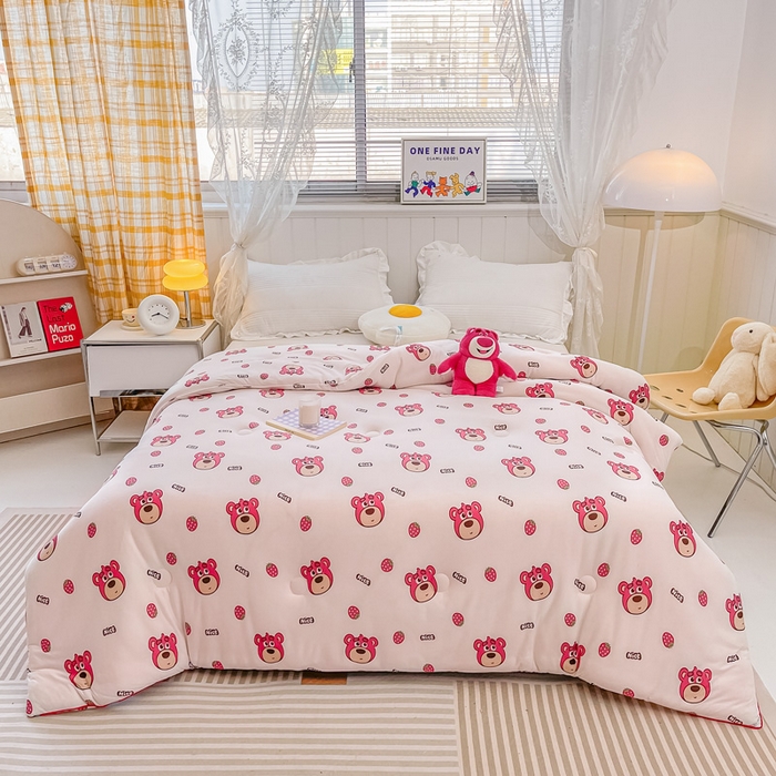 91家纺网 家纺一手货源 找家纺 眠优居 2024新款A类针织棉大豆纤维夏被 莓莓熊