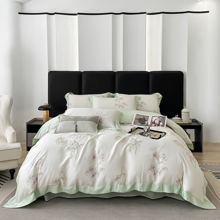 91家纺网 家纺一手货源 找家纺 （总）娇逸家居 2025新款50支莱赛尔数码印花宽边拼角天丝四件套（可搭配同系列夏被和床盖）