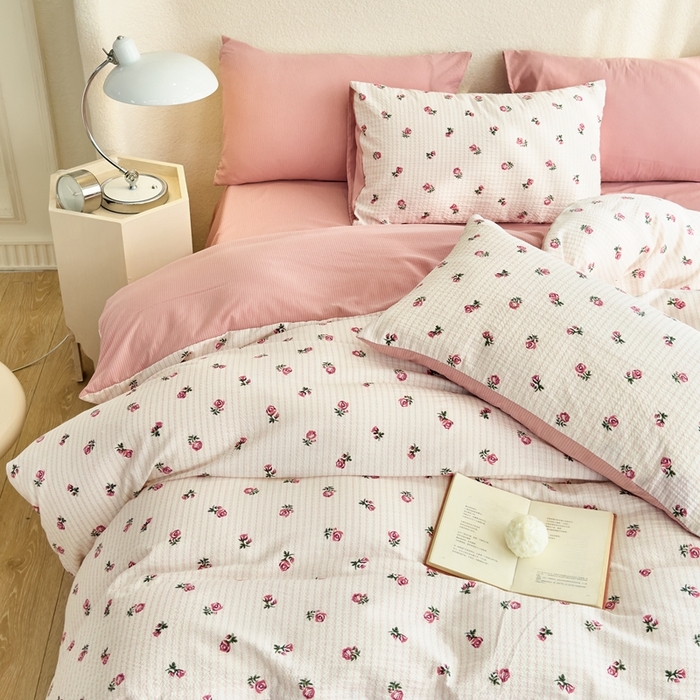 91家纺网 家纺一手货源 找家纺 梦莱斯 2024新款提花泡泡棉四件套 花季