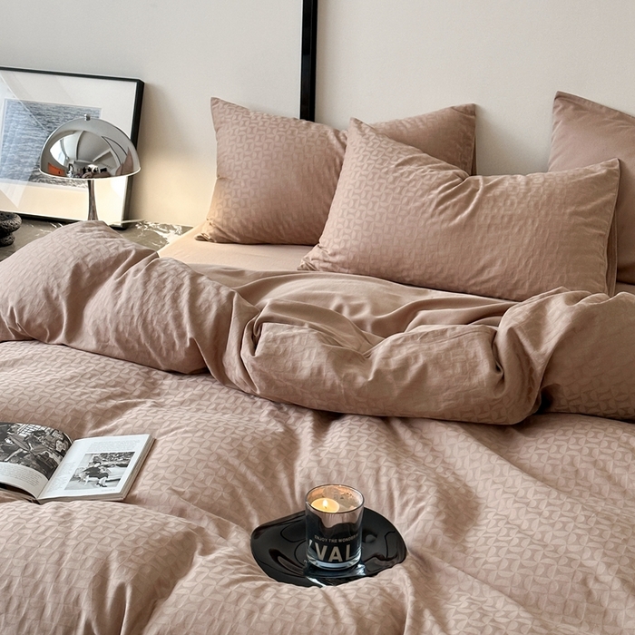 91家纺网 家纺一手货源 找家纺 玖弘 2024新款染色提花系列四件套 风车 奶咖