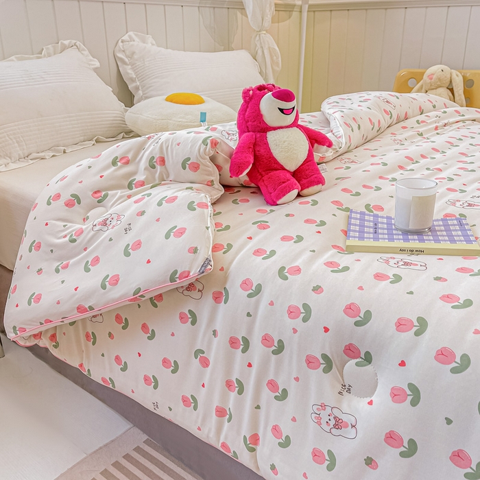 91家纺网 家纺一手货源 找家纺 眠优居 2024新款A类针织棉大豆纤维夏被 郁金粉兔