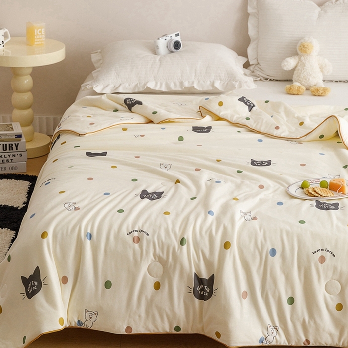 91家纺网 家纺一手货源 找家纺 优被业 2024新款针织棉大豆纤维被 波点猫