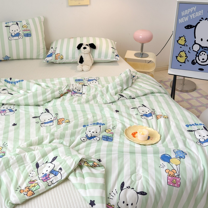 91家纺网 家纺一手货源 找家纺 木堇家居 2024新款三丽欧A类针织棉10%大豆纤维嵌绳款夏被 条纹帕恰狗