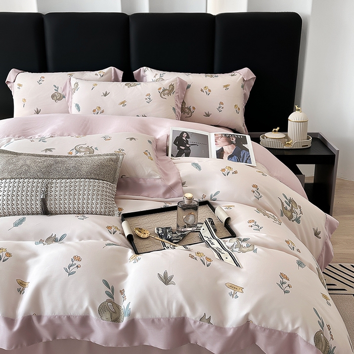 91家纺网 家纺一手货源 找家纺 娇逸家居 2025新款50支莱赛尔数码印花宽边拼角天丝四件套（可搭配同系列夏被和床盖） 乖乖龙