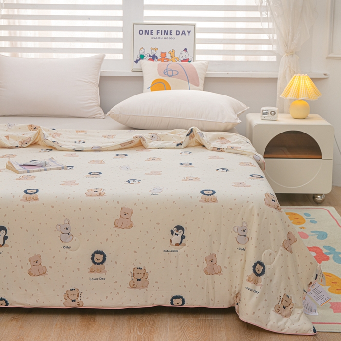 91家纺网 家纺一手货源 找家纺 眠优居 2024新款A类针织棉大豆纤维夏被 美好小狮熊