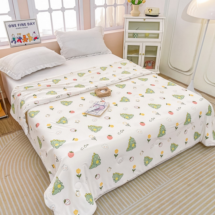 91家纺网 家纺一手货源 找家纺 眠优居 2024新款A类针织棉大豆纤维夏被 草莓恐龙