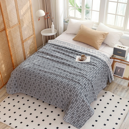 91家纺网 家纺一手货源 找家纺 （总）朴尔 2024新款伯尔尼风格全棉加厚三层纱布毛巾被