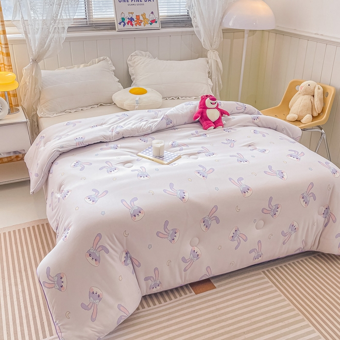 91家纺网 家纺一手货源 找家纺 眠优居 2024新款A类针织棉大豆纤维夏被 紫色小兔