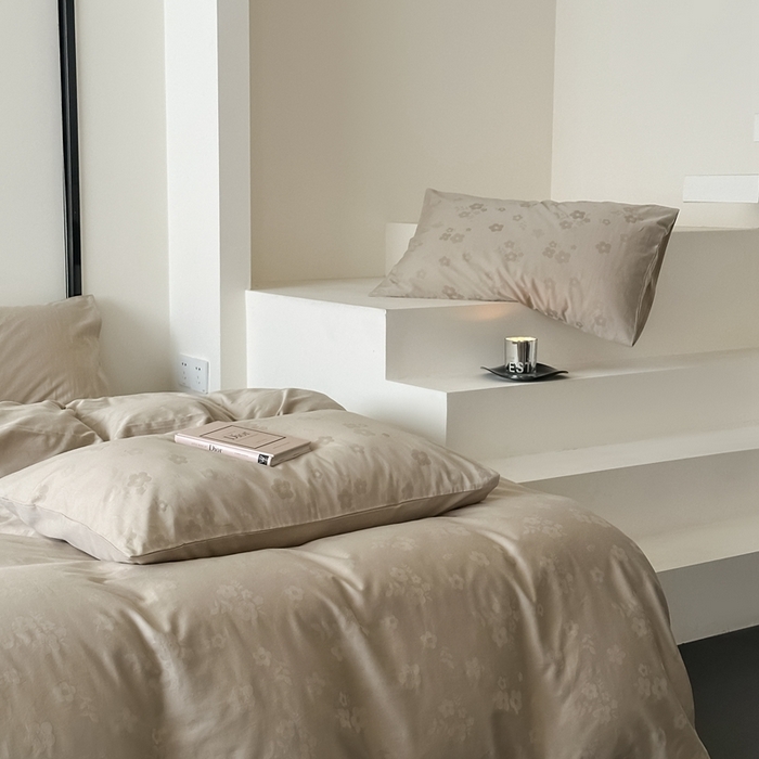 91家纺网 家纺一手货源 找家纺 玖弘 2024新款染色提花系列四件套 繁花 香槟色