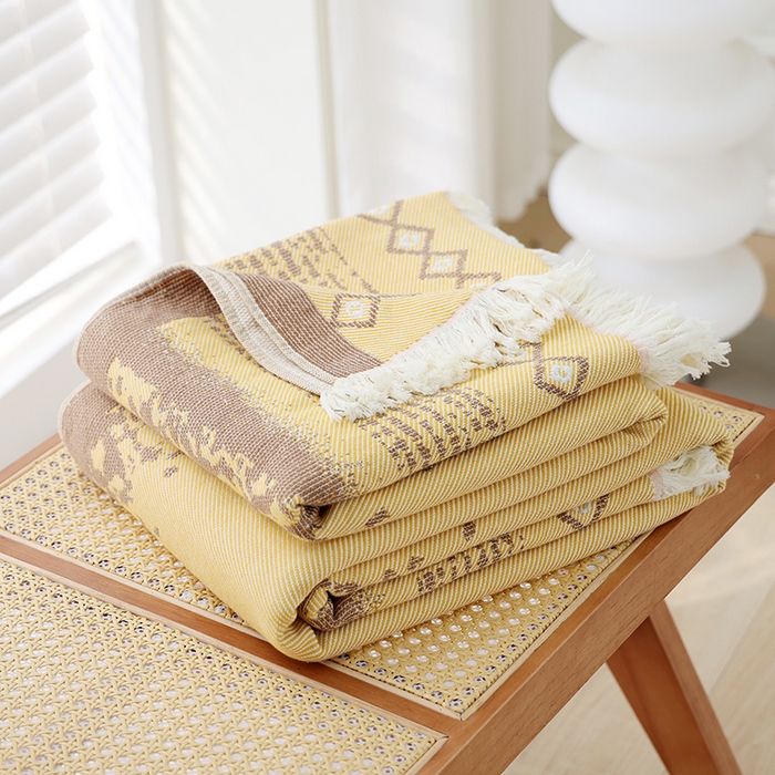 91家纺网 家纺一手货源 找家纺 朴尔 2024新款基拉尼风流苏花边全棉纱布毛巾被 林恩圣湖-黄