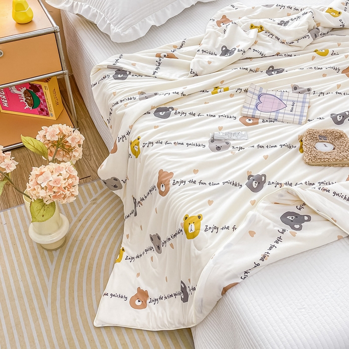 91家纺网 家纺一手货源 找家纺 眠优居 2024新款A类针织棉大豆纤维夏被 字母熊