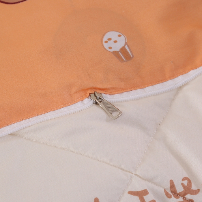 91家纺网 家纺一手货源 找家纺 铭宣家居2025新增花型 亲肤柔软棉被抱枕被 奶茶熊