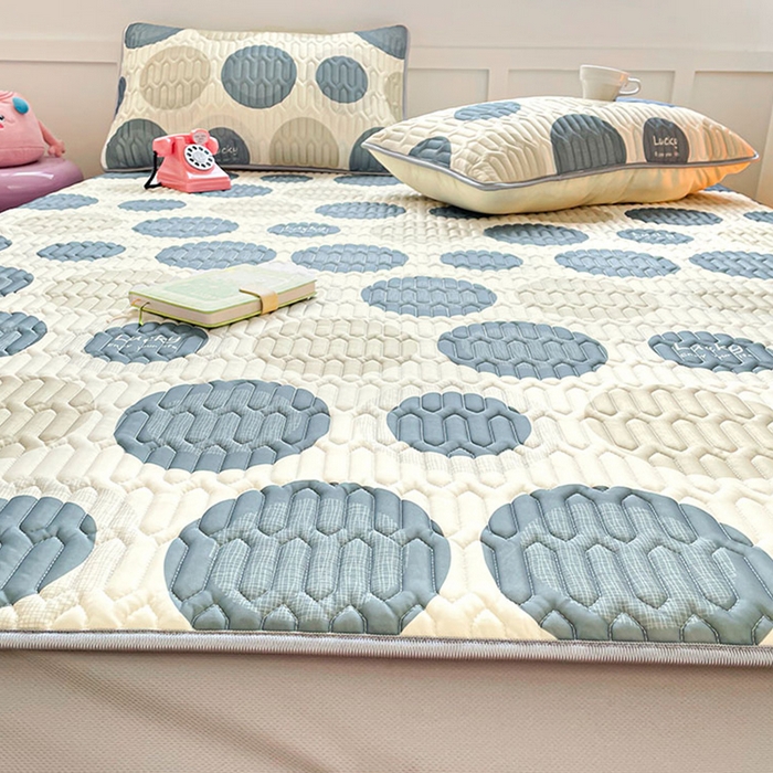 91家纺网 家纺一手货源 找家纺 米帛家纺 2024新款A类凉感丝卡通乳胶凉席-绑带款 风尚