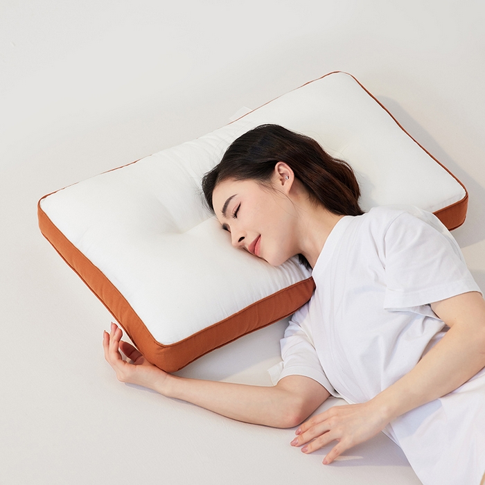 91家纺网 家纺一手货源 找家纺 安莱生活 2024新款5A抗菌早餐派创意系列枕芯-中枕-吐司枕 白色48*74cm一只