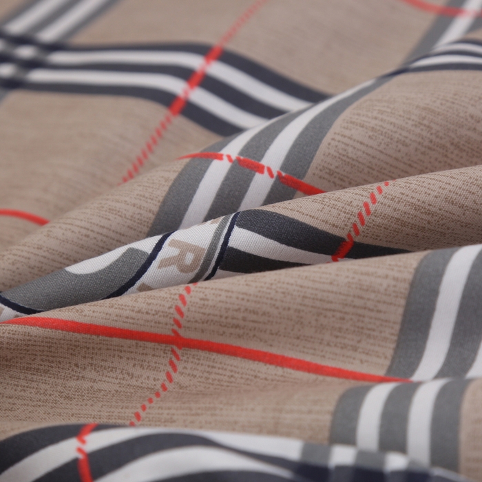 91家纺网 家纺一手货源 找家纺 铭宣家居 2025新增花型 亲肤柔软棉被抱枕被 巴宝莉