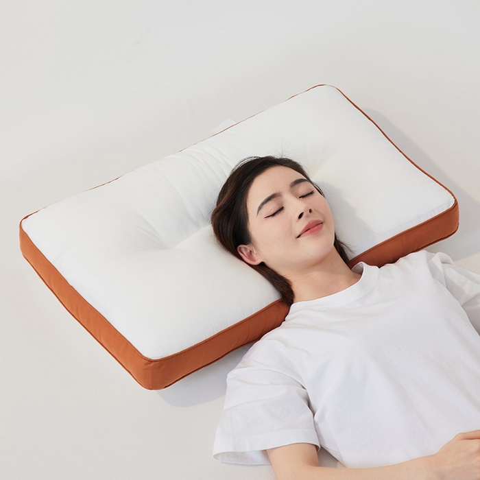 91家纺网 家纺一手货源 找家纺 安莱生活 2024新款5A抗菌早餐派创意系列枕芯-中枕-吐司枕 白色48*74cm一只