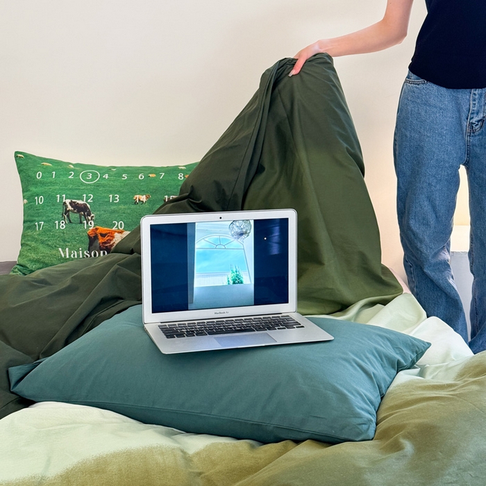 91家纺网 家纺一手货源 找家纺 艾沁家纺 2024新款40支全棉渐变色混搭四件套 渐变绿