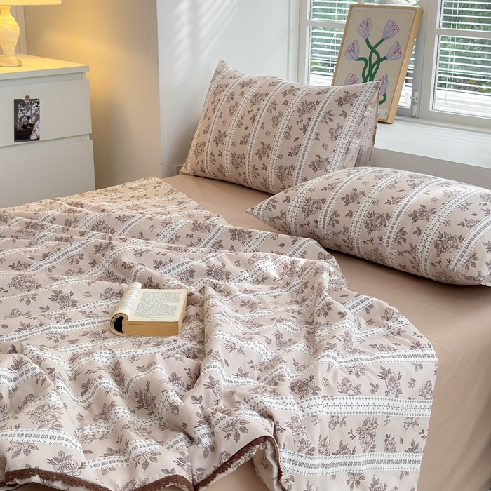 91家纺网 家纺一手货源 找家纺 星期八 2024新款全棉夏被四件套 繁花