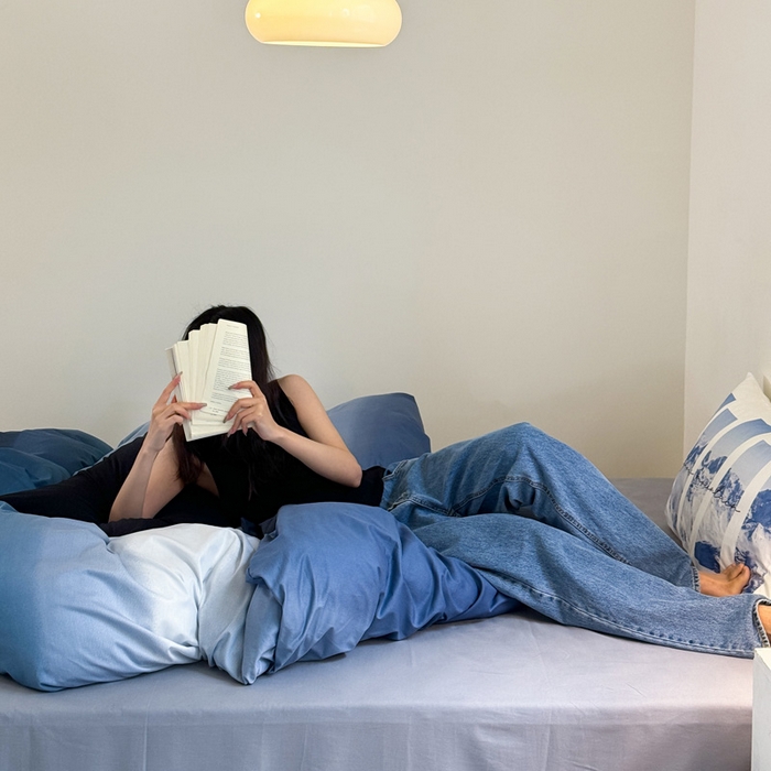 91家纺网 家纺一手货源 找家纺 艾沁家纺 2024新款40支全棉渐变色混搭四件套 渐变蓝