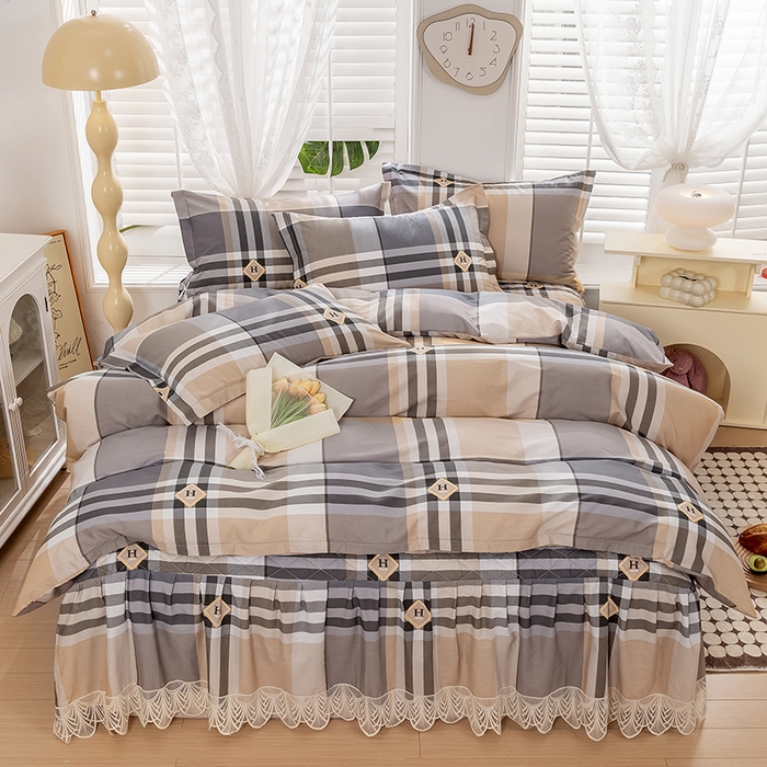 91家纺网 家纺一手货源 找家纺 琉宿家纺 2025新款全棉13372蕾丝夹棉印花床裙 普卡拉灰