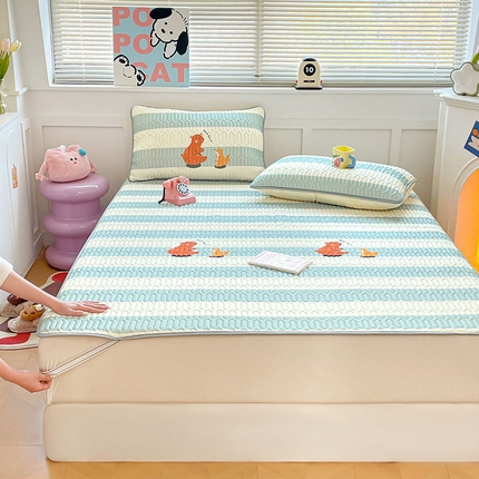 91家纺网 家纺一手货源 找家纺 （总）米帛家纺 2024新款A类凉感丝卡通乳胶凉席-绑带款