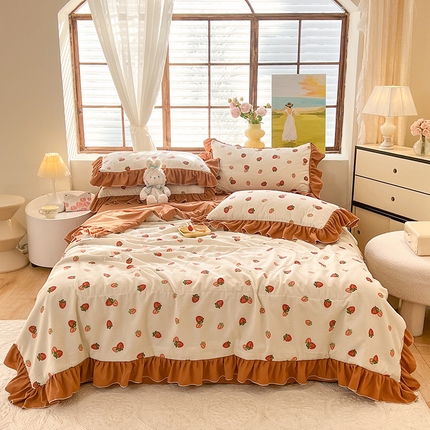 慕梵 2024新款泡泡棉夏被四件套 奶油草莓