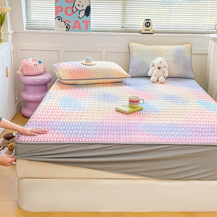 91家纺网 家纺一手货源 找家纺 米帛家纺 2024新款A类凉感丝卡通乳胶凉席-床笠款 星空