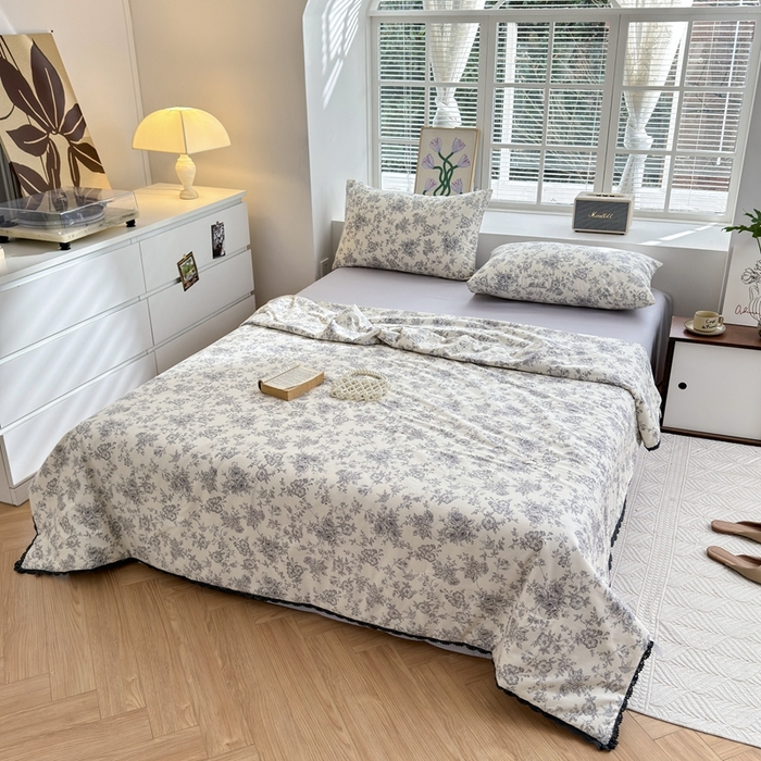 91家纺网 家纺一手货源 找家纺 星期八 2024新款全棉夏被四件套 白山茶