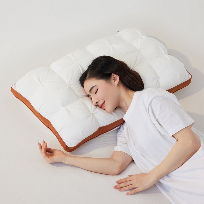 91家纺网 家纺一手货源 找家纺 安莱生活 2024新款5A抗菌早餐派创意系列枕芯-高枕-菠萝包枕 白色48*74cm一只