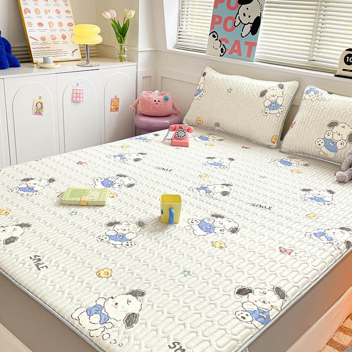 91家纺网 家纺一手货源 找家纺 米帛家纺 2024新款A类凉感丝卡通乳胶凉席-绑带款 欢乐小狗