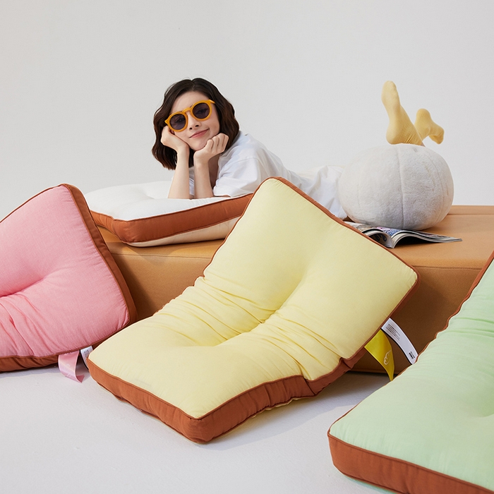 91家纺网 家纺一手货源 找家纺 安莱生活 2024新款5A抗菌早餐派创意系列枕芯-中枕-吐司枕 绿色48*74cm一只